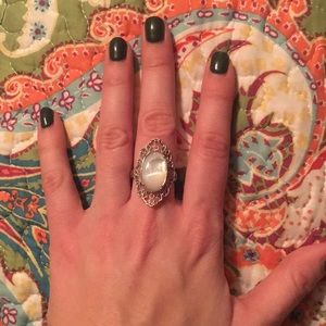 Silver ring with pearl gem in center